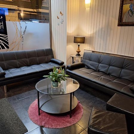 Hostal Pachin Mieres  Exterior photo